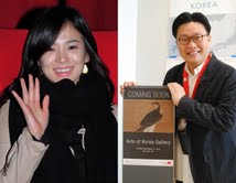 오는 16일 개장하는 보스톤 미술관에   비디오 박스를 설치한 배우 송혜교와 한국 홍보 전문가 서경덕 성신여대 교수