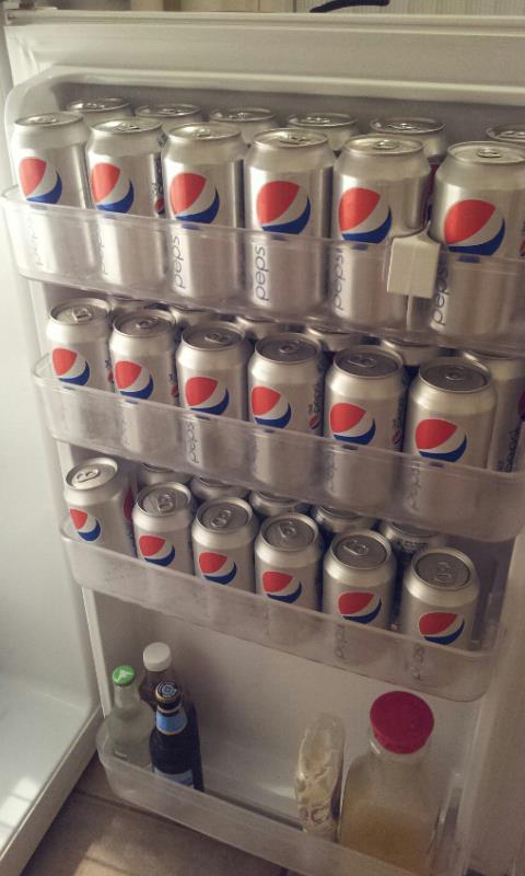 콜라가 가득한 나의 냉장고