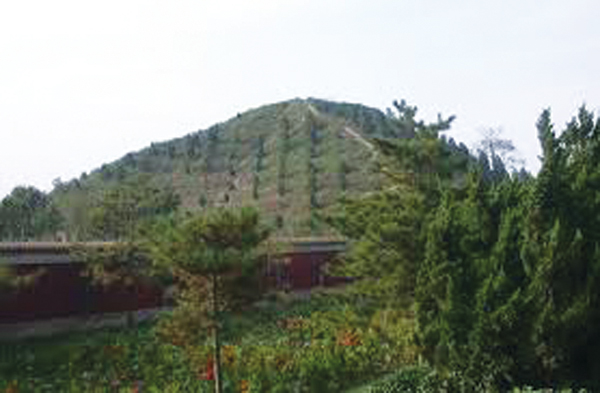 중국 섬서성 함양 부근 무릉(한무제묘)에 배장(陪葬)되어있는  위청 묘 (섬서성 흥평현 남위향 도상촌)