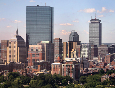 보스톤은 고용 시장이 안정되어 있고 사람들이 선호하는 도시인 반면 주택 가격과 생활비가 높은 지역이다