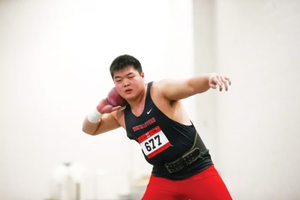 김군은 25여개 대학팀이 경합한 대회 Shot Put종목에서 17.82미터의 개인 기록을 세우며 대학팀의 전체우승을 이끄는데 결정적인 역할을 했다