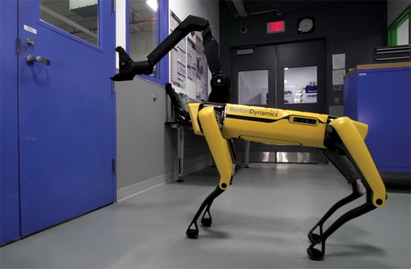월댐 소재 보스톤다이내믹스(Boston Dynamics)는 가장 발달된 움직임을 보이는 로봇을 만드는 회사다