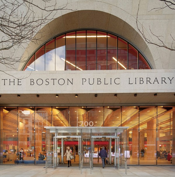 보스톤 공립 도서관은 200개의 티모빌 핫스팟을 무료로 대여해 주고 있다
