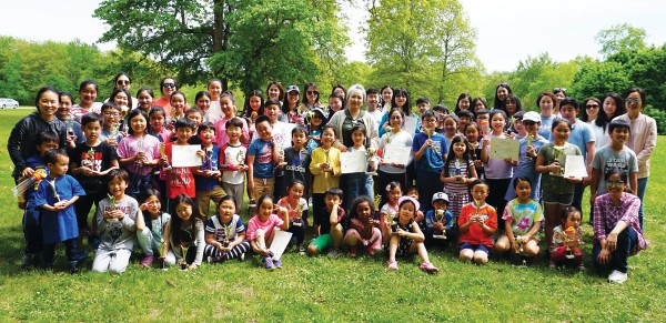 재미한국학교NE 지역협의회(이현경회장, 윤미아이사장)는 노스앤도버 소재 롤링릿지 파크에서 그림그리기 및 민속놀이 행사를 5월 25일 개최했다