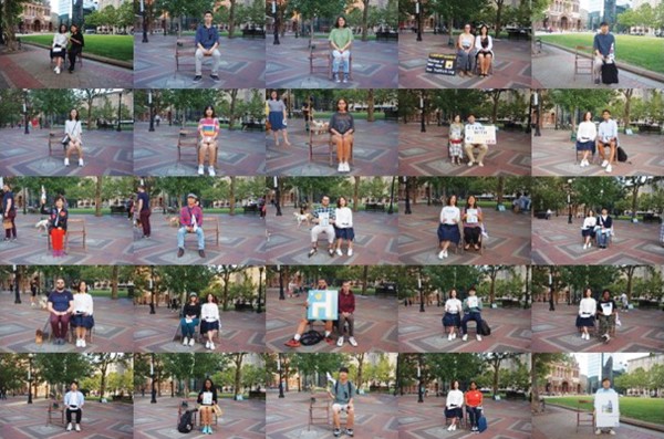 보스턴 지역의 한인 유학생 비영리단체인 위홉 (WeHope, Inc.)이 보스턴 카플리 스퀘어에서 14일 일본 ‘아이치 트리엔날레’ 소녀상 전시 중단에 항의하는 <소녀상 되기 캠페인>을 벌였다