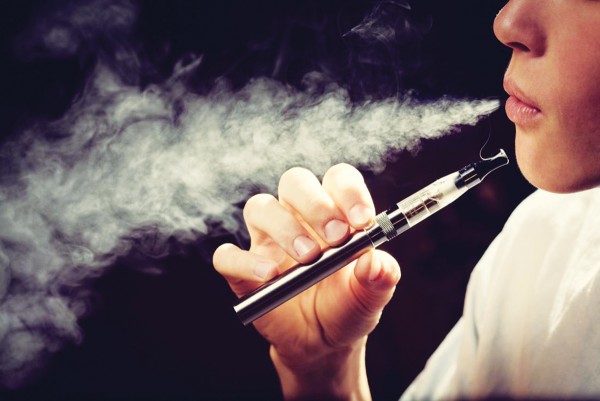 주 보건부는 16일 주내 전자흡연 관련 질병환자가 기존의 10명에서 38명으로 증가됐다고 밝혔다