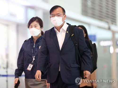 '백신 차질' 논의할 정부대표단, 보스턴 도착…모더나와 면담