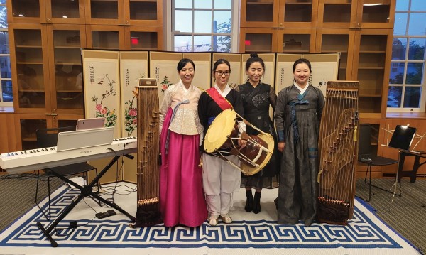 왼쪽부터 김경선, 박지혜, 조미나, 김유나 씨