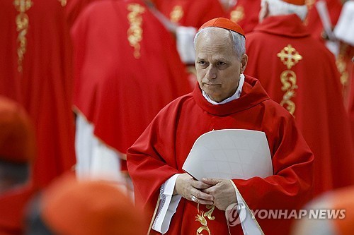 새 교황에 미국 프레보스트 추기경
