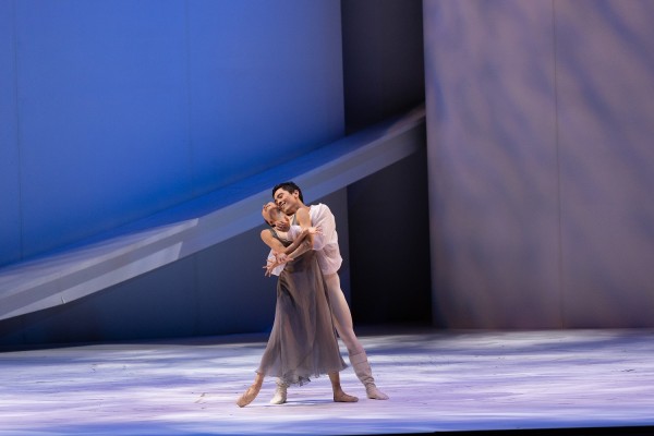 줄리엣 역의 채지영씨와 로미오 역의 제프리 시리오. 사진 =  Rosalie O'Connor, Boston Ballet