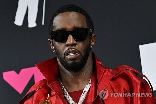 미 힙합계 거물 션 콤스