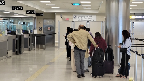 미국 달라스 국제공항 입국 심사대
