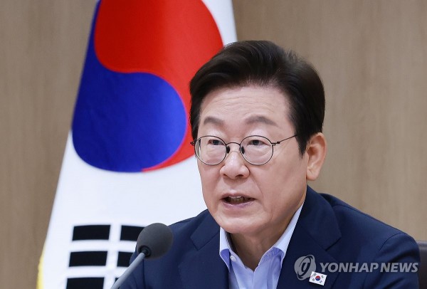 재명 대통령이 29일 서울 용산 대통령실 청사에서 열린 임시 국무회의에서 발언하고 있다.