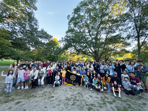 9월 20일 브루클라인 소재 앤더슨 파크에서 열린 뉴잉글랜드 연세대 동문회 바베큐파티에 참석한 동문들(사진=연세대 동문회 제공)