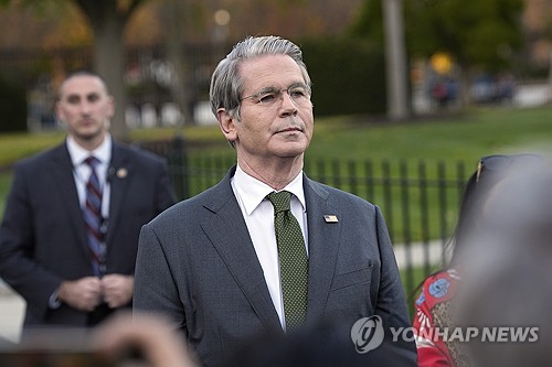 미 로스앤젤레스의 한 주택 매물 간판